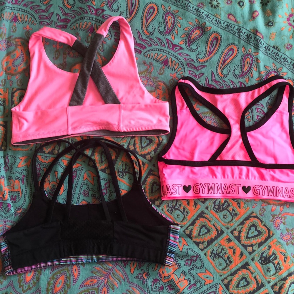 Sports bras - Picture 2 of 2